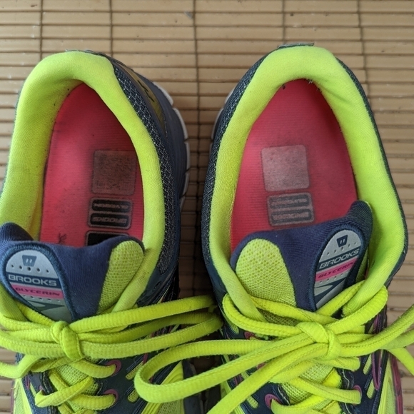 Brooks Glycerin 11 Womens Shoes Sneakers Sz 9 Neon Yellow Running 1201371B682 - Picture 8 of 11